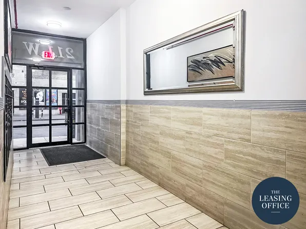 211 West 53rd Street image 8 of 11