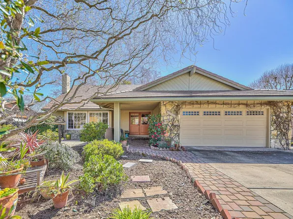 22579 Veronica Dr, Salinas, CA 93908