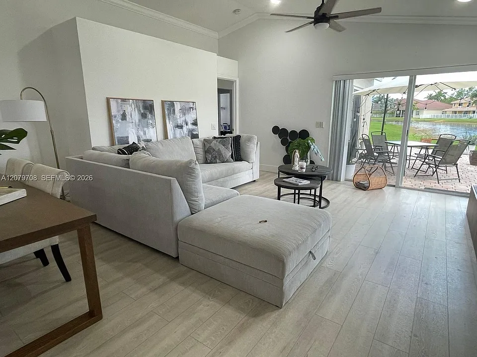 1416 Canary Island Dr