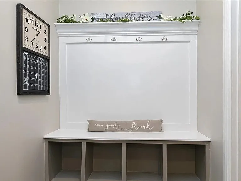 401 Ivy Arbor Way — Photo 16