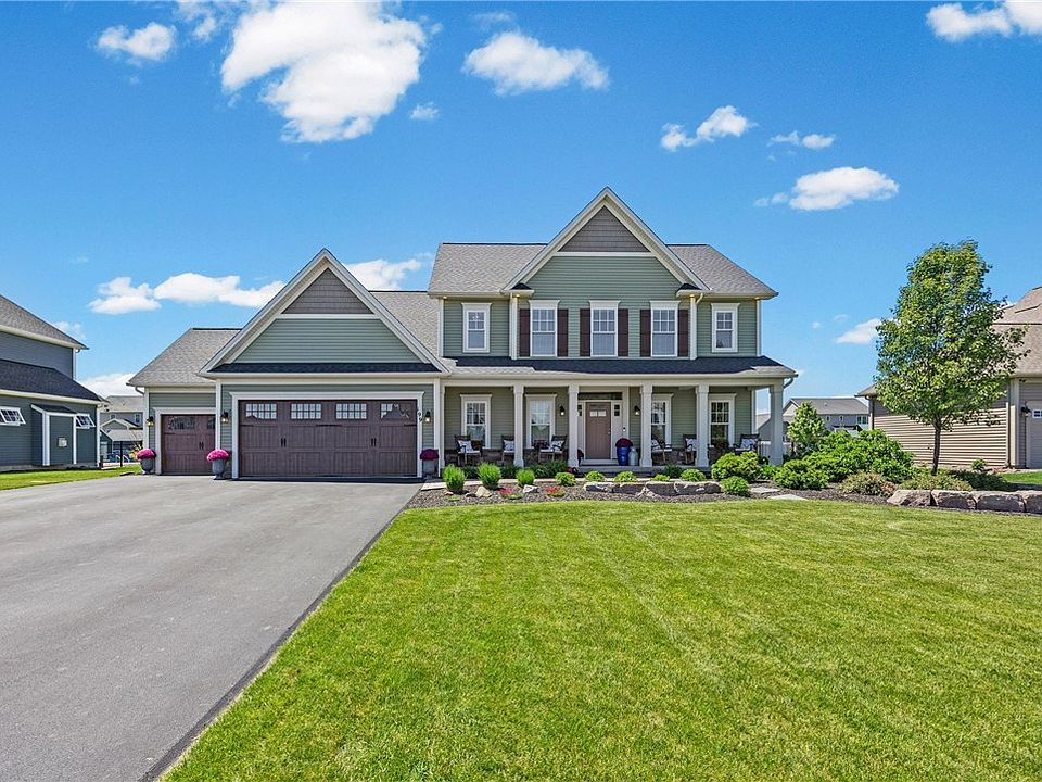 1st image of 199 Forest Glen Dr