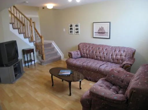 242 Windhurst Dr — Photo 11