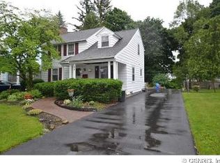 94 Coolidge Rd, Rochester, NY 14622