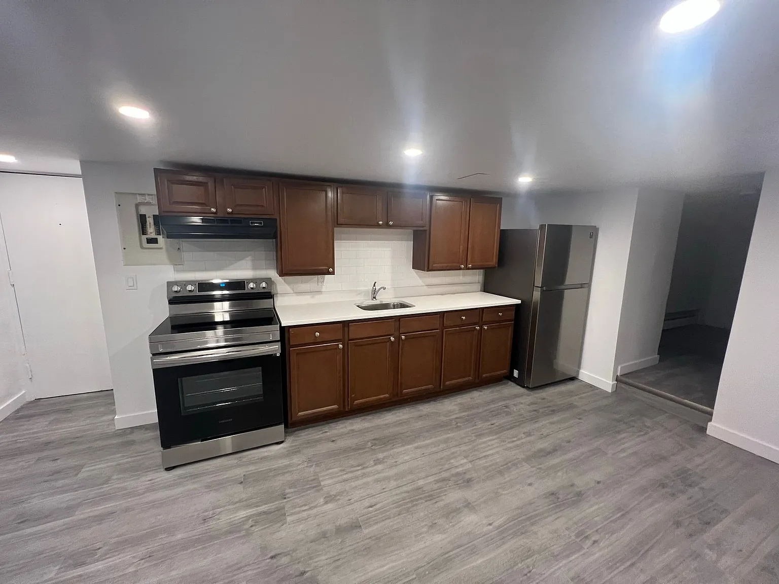 136 Weber Street East Kitchener — Photo 4