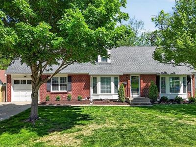6014 W 68th St, Overland Park, KS, 66204