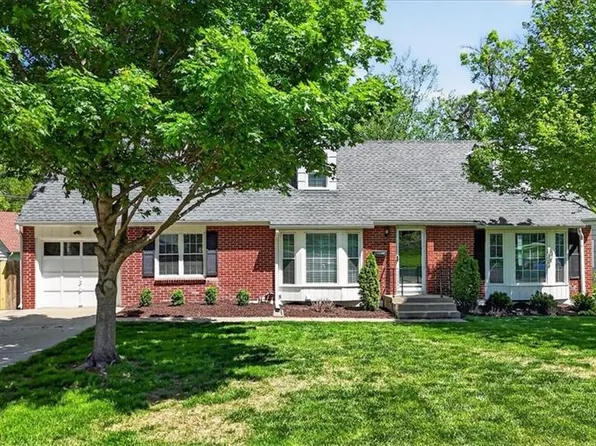 6014 W 68th St, Overland Park, KS 66204