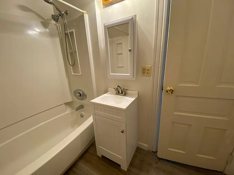 315 N Washington St #4 — Photo 7
