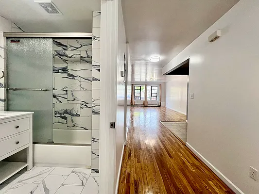 Rented by Pear NYC LLC | media 11