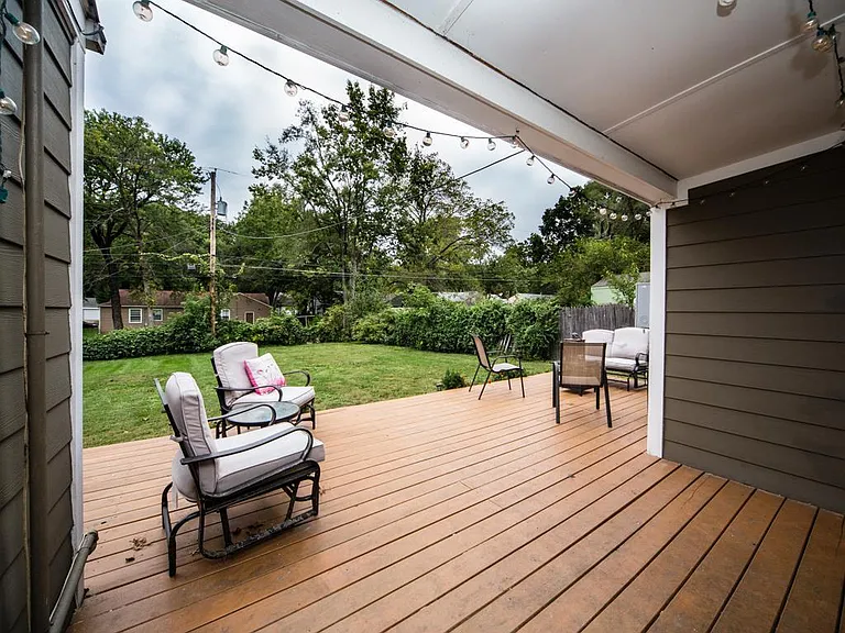 7032 Dearborn St — Photo 21