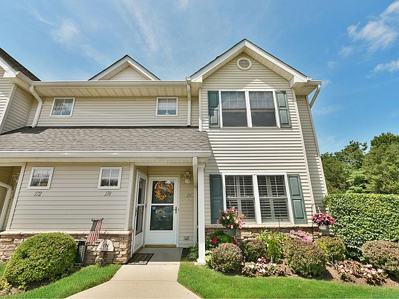 2nd image of 173 Morley Cir