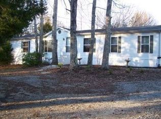 150 Rolling Meadows Rd S, Henry, TN 38231