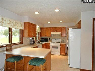 5th image of 13100 Richards Dr
