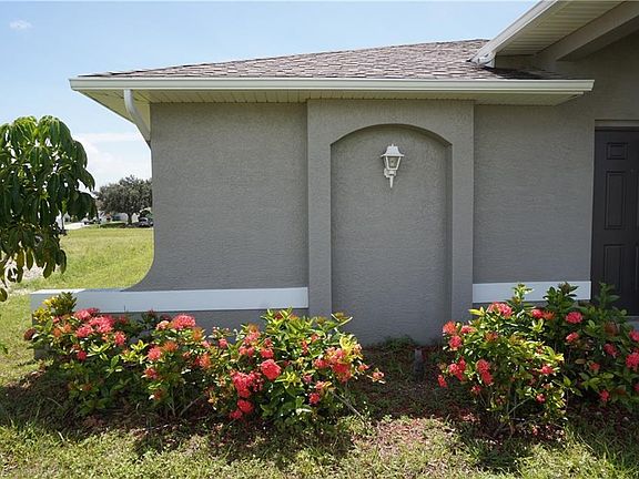 4th image of 1723 NW 10th Pl
