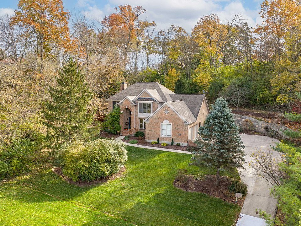1st image of 1199 Devou Woods Dr