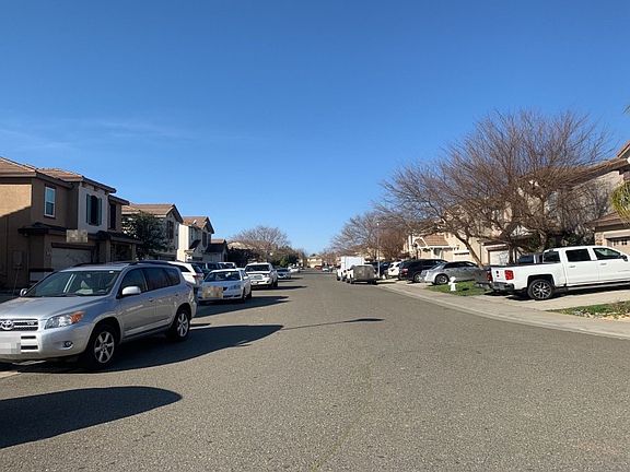 5th image of 8849 Amberjack Way