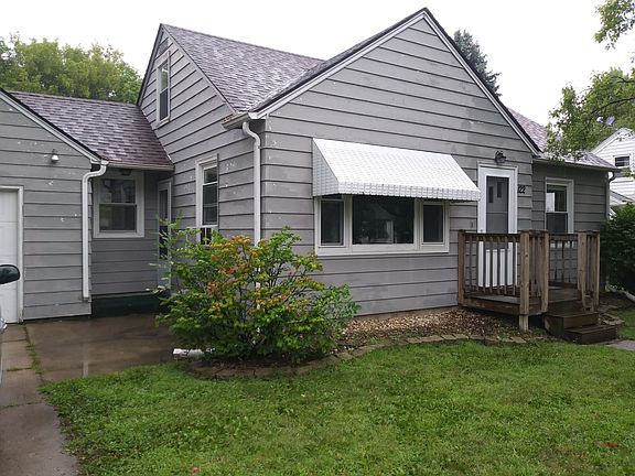 2nd image of 122 McArthur Dr