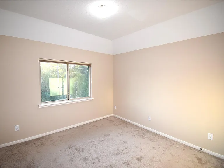 51 S Greenprint Cir — Photo 34