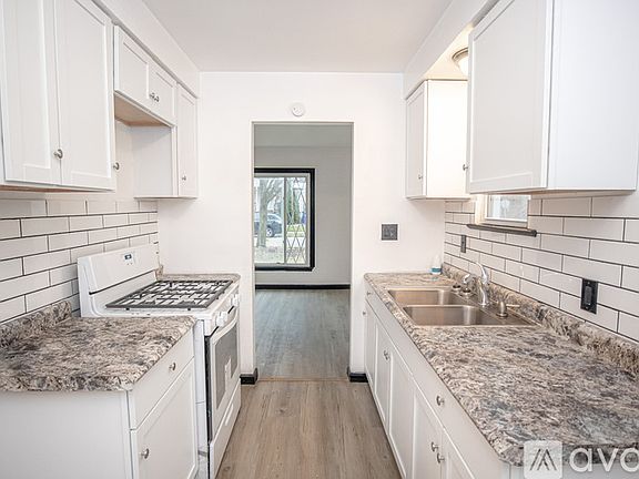 5th image of 12410 Lena Ave #Le