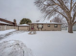 3363 69th St E, Inver Grove Heights, MN 55076