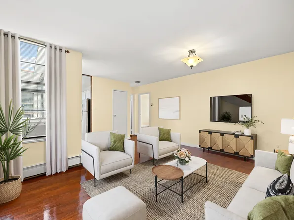 14-23 31st Avenue image 2 of 21