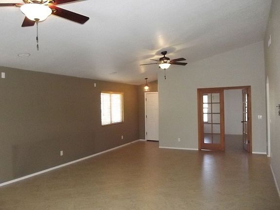 4th image of 4469 W Holly Berry Way