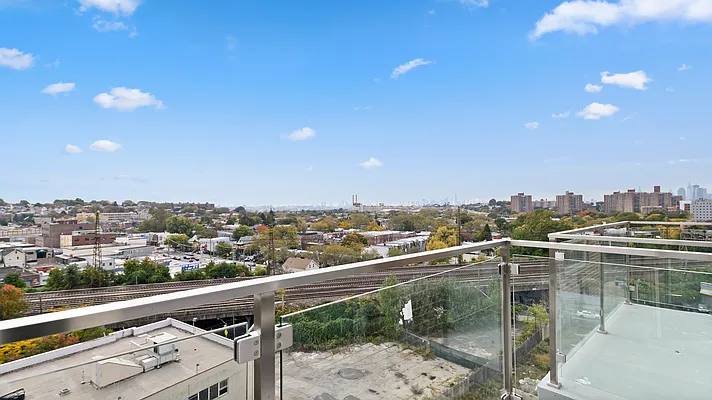 Rented by Compass | media 31