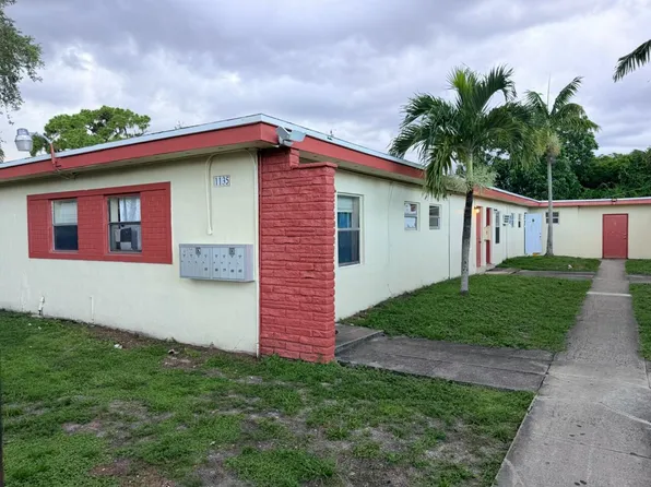 1135 Sharazad Blvd #35, Opa Locka, FL 33054