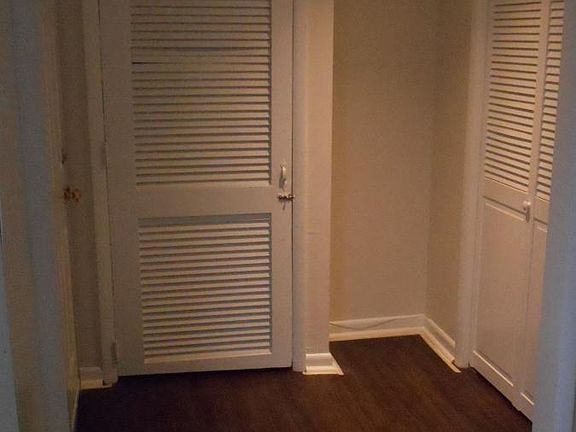 Foyer with Coat Closet
