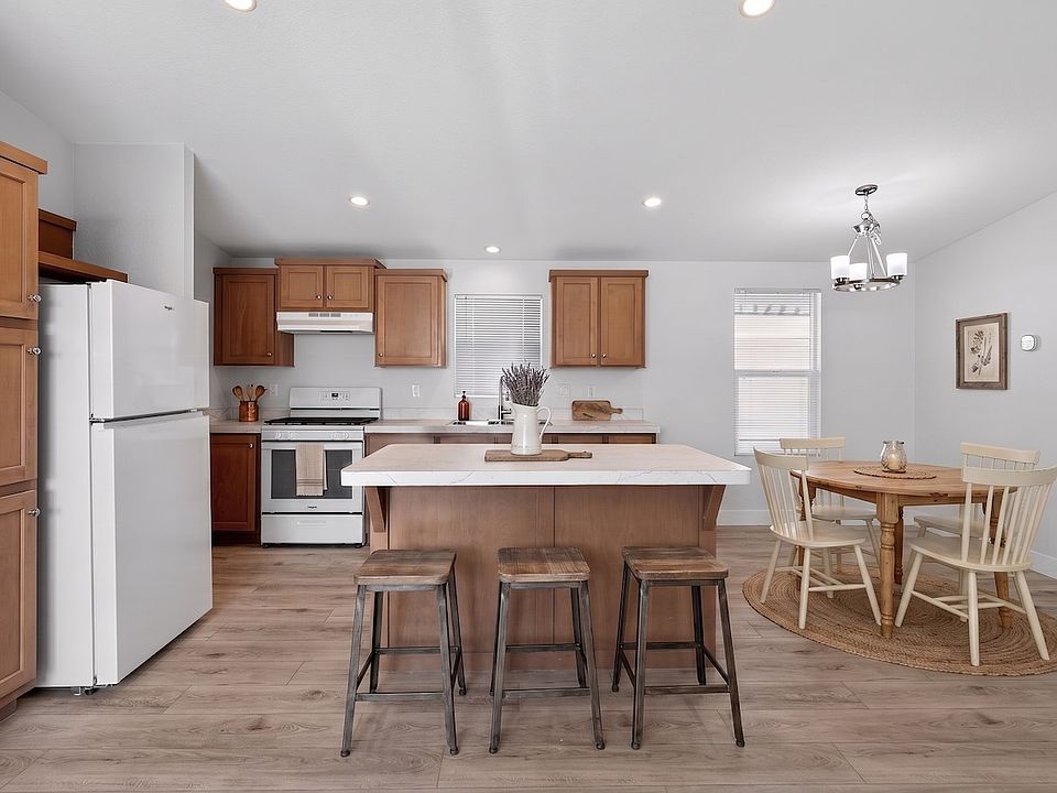 1st image of 2042 Girard St Space 19