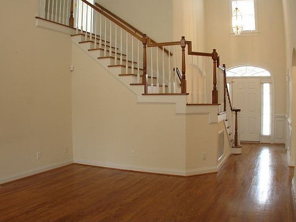 2nd image of 3017 Tifton Grass Ln