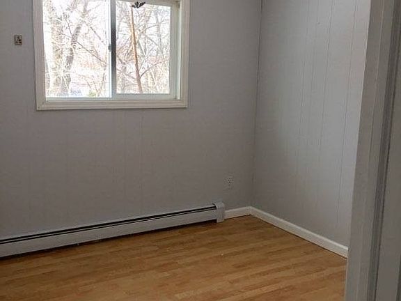 5th image of 50 Comerford St
