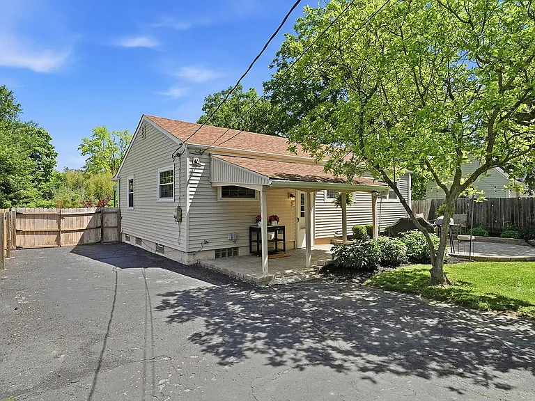 2257 Fishinger Rd — Photo 52