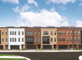 43905 Hanes Hall Ter, Ashburn, VA 20147