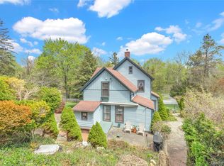 210 Old Town Road, East Setauket, NY 11733