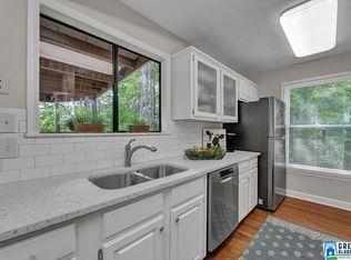 2929 Selkirk Cir, Birmingham, AL 35242