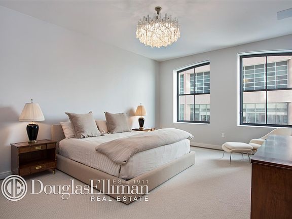 4th image of 250 West St APT 3D