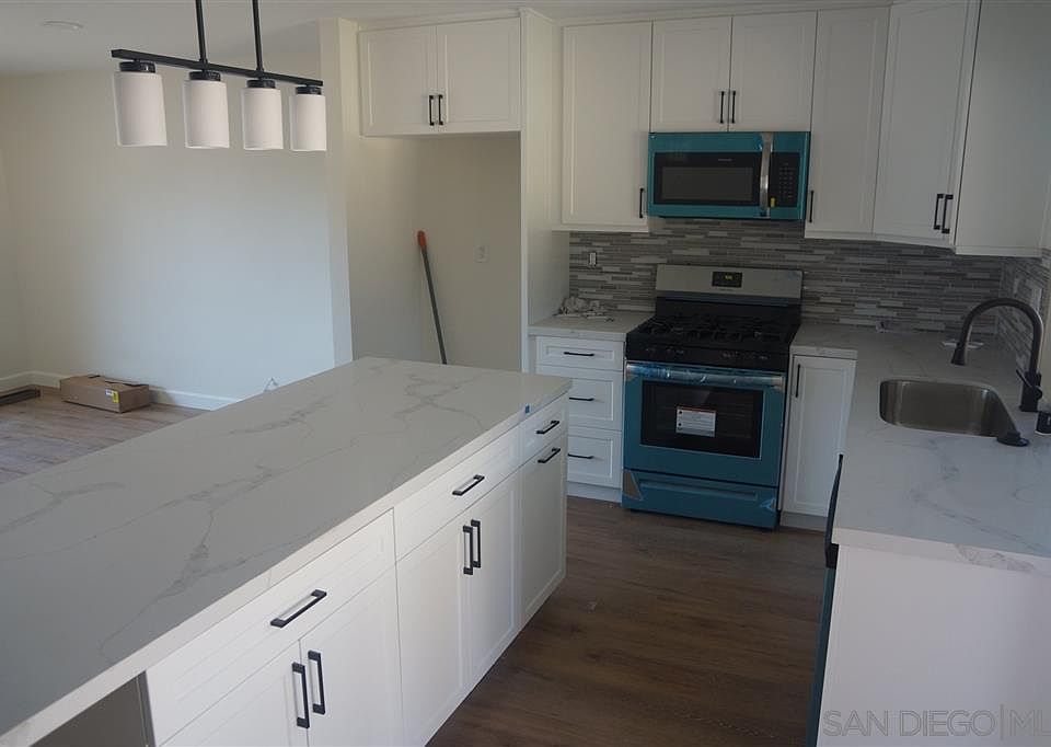 1st image of 8090 Calico St
