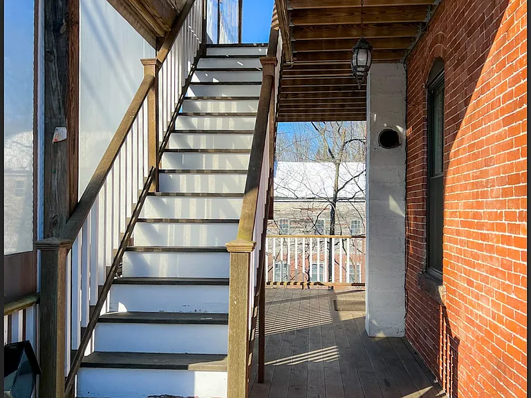 2B Brattle St #2B — Photo 15