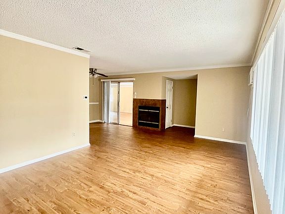 2nd image of 2759 College Blvd