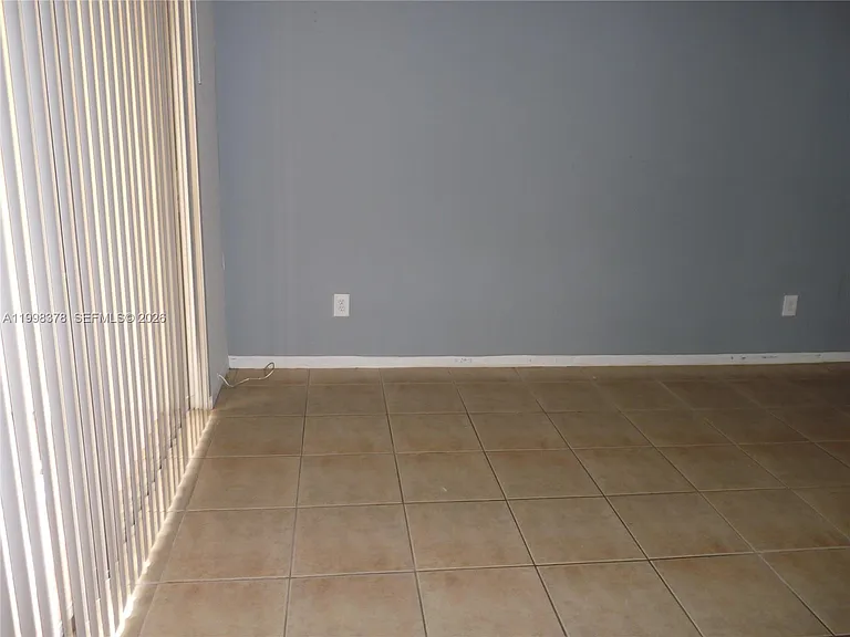 14525 N Kendall Dr #102J — Photo 11