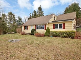 628 Elm St, Monroe, CT 06468