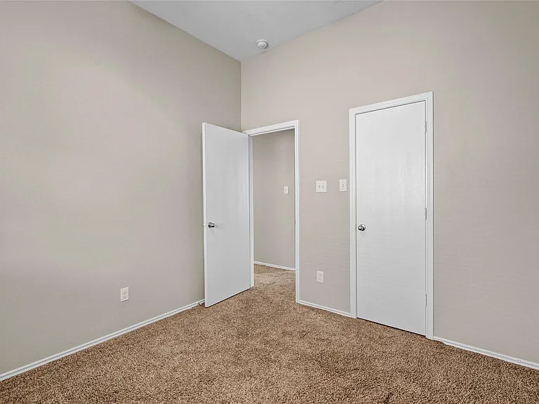 4226 Richmeadow Dr — Photo 23