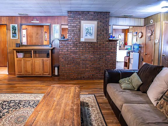 5th image of 153 Marriott Rd