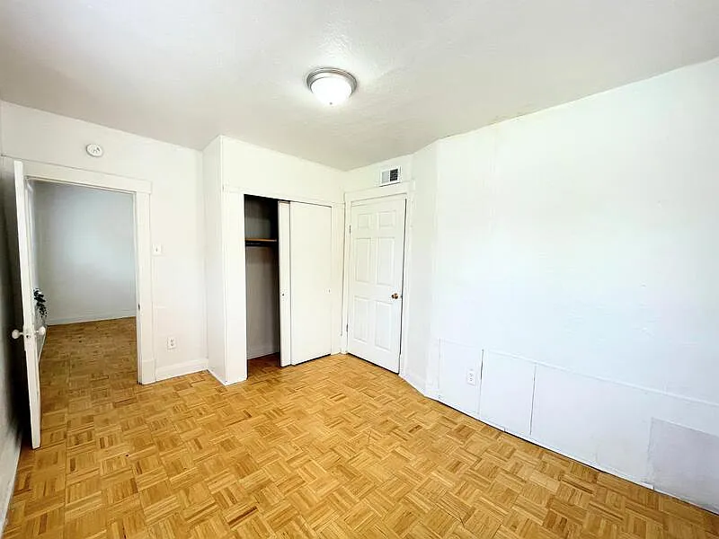 3 bed, 1.0 bath, 1000 sqft, $1,500 — Photo 3