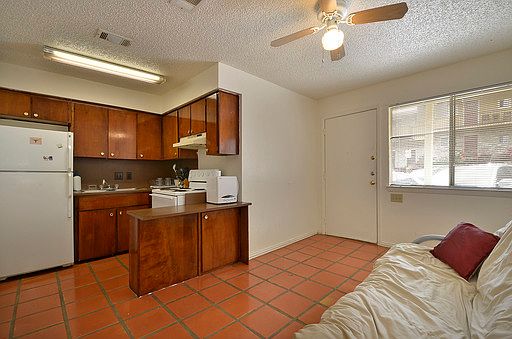 2nd image of 3205 Helms St APT 103