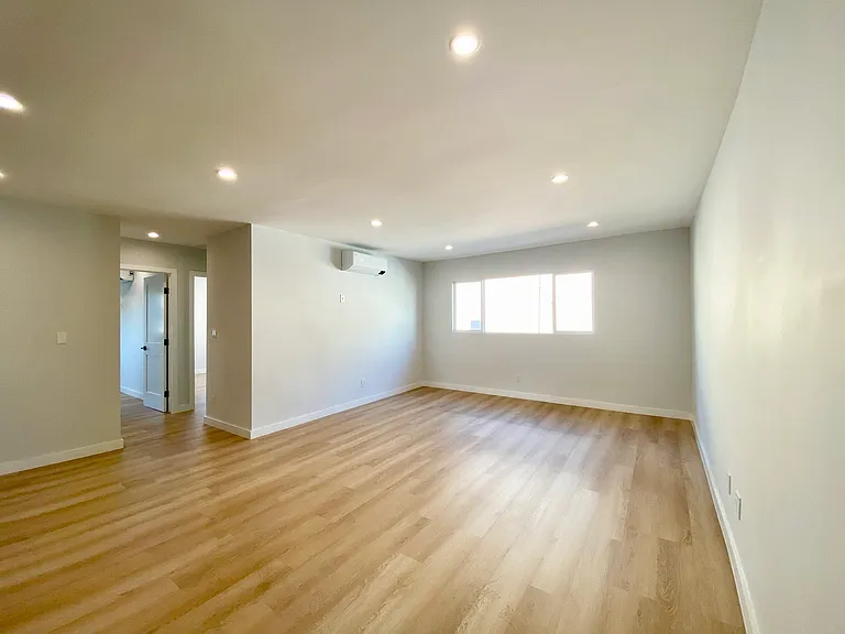 3207 W 3rd St #10A — Photo 11
