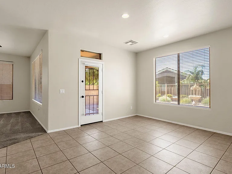 3074 S Southwind Dr — Photo 10