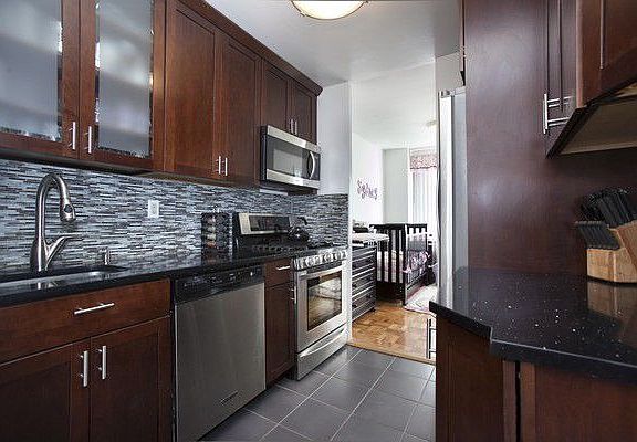 5th image of 401 E 86th St APT 4E