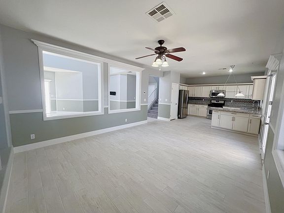 2nd image of 4572 Yellow Harbor St