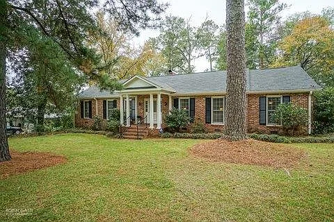 2938 King Alfred Dr photo 1